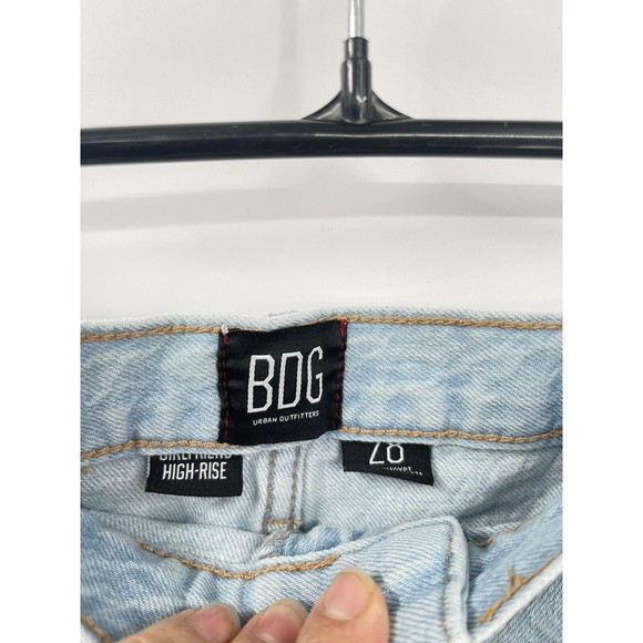 Urban Outfitters‎ BDG Denim Jean Shorts High Rise Girlfriend Distressed Size 28 - Picture 4 of 7
